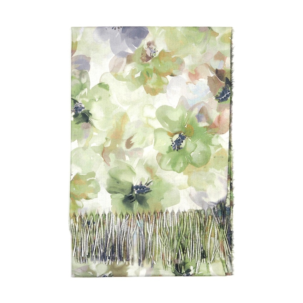 CTCW-23 Szal zimowy w kwiaty z fr�dzlami zielony 200x70cm